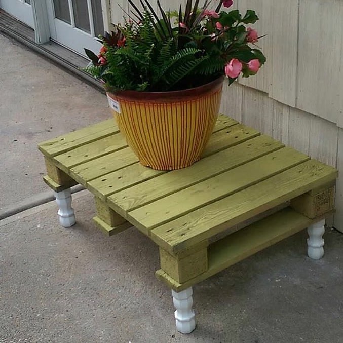 pallet table